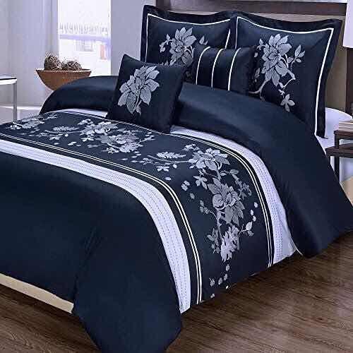 efevic's tweet image. Contact us for your bedsheet, pillow case and duvet. Available in 4x6, 6x6, 6x7, 7x7 and 8x8 at affordable prices. We also deliver nation wide.