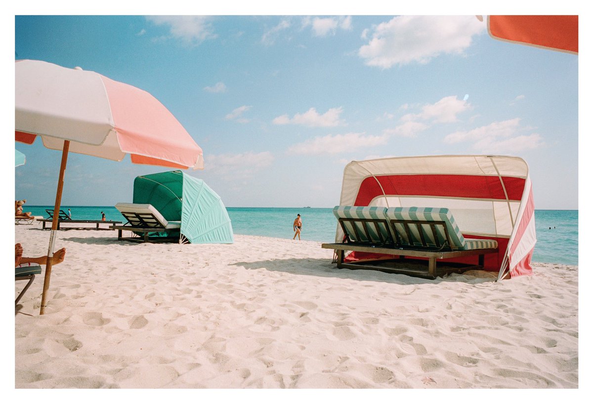 ioegreer's tweet photo. from my lounge chair on separate days - miami, fl 2021 #leicam6 https://t.co/m2l4t0Rjmu
