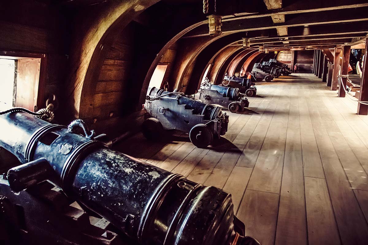 In The Navy - thegincooperative.com/in-the-navy

It’s a category we’ve come to know and love, and there’s definitely nowhere to hide when it comes to balancing and achieving that elusive high strength #gin recipe #ScottishGin #NavyStrength