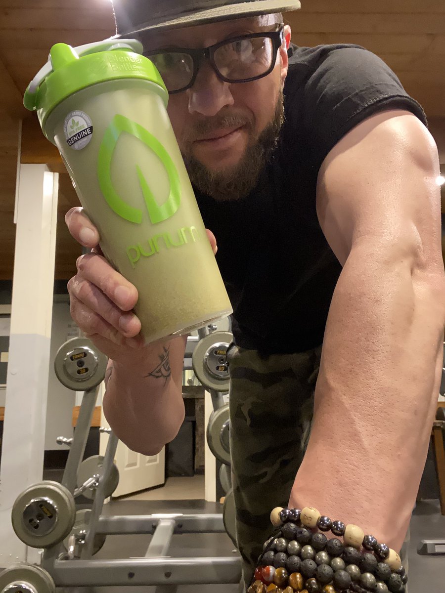 EmpathicCoachi1's tweet photo. Work out, meditate, laugh, live in the momment, don't take all this so serious! Ground in nature stay in graditude love you self!
You are pure energy/soul formless hapless magical!
#reiki #magic #vegan #workout #fitess #meditation #selflove https://t.co/Zj8gOGmORX