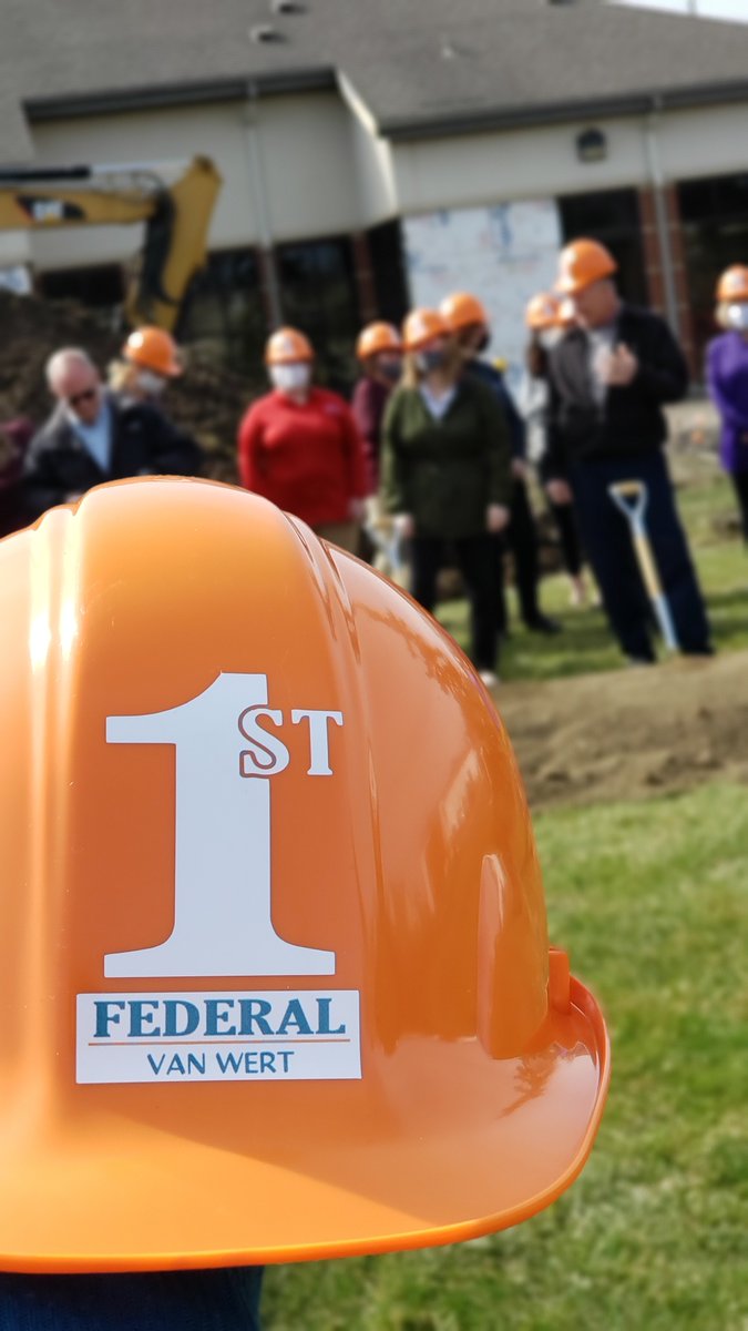 FirstFedVW's tweet photo. Thanks to everyone that came to our Groundbreaking today. We look forward to sharing progress photos along the way. And we are excited for what this growth means for our community!  #BuildingBetterBanking #1stFedVW #YourCommunityYourBank https://t.co/jAbJVubaf3