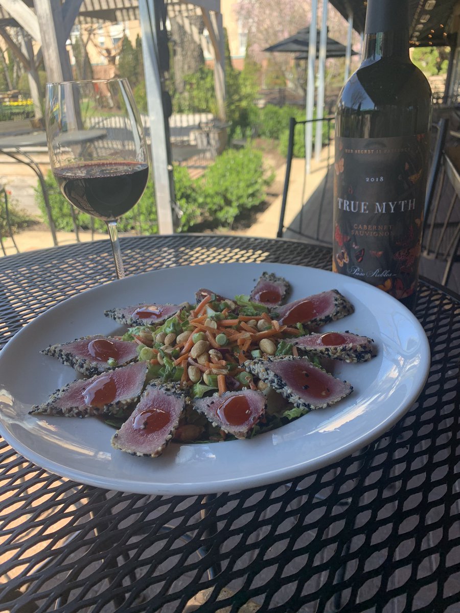 CapitalAleHouse's tweet photo. Tuna on a Tuesday!!! Come try this amazing salad with the perfect pairing of wine or beer! #CapAleInnsbrook https://t.co/xQ80yIvfVd