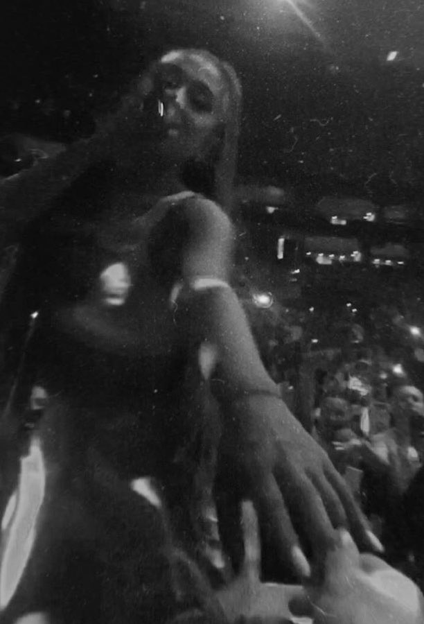 offtables's tweet image. happy two years of ariana filming the monopoly music video on the roof of our hotel

and this picture of course
i miss it so much man