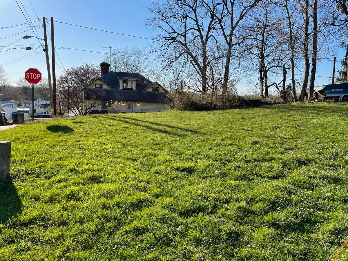 candhteamlive's tweet photo. I have a new #listing in #BuckeyeLake #OH  https://t.co/HKWyKADhjy https://t.co/xKYl9NlY2L