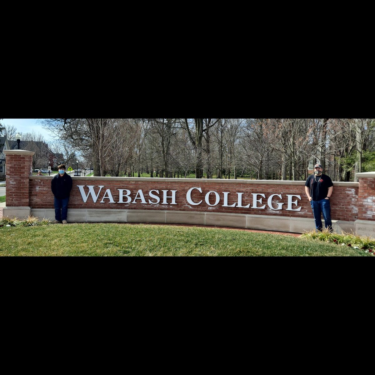BeerBaron_Indy's tweet photo. Quick trip to the #almamater @wabashcollege for a super quick visit. My oldest boy has been accepted and has a big decision ahead of him. #WabashAlwaysFights #LiveHumanely #LeadEffectively #scientiaeetvirtuti https://t.co/yePvhomOCb
