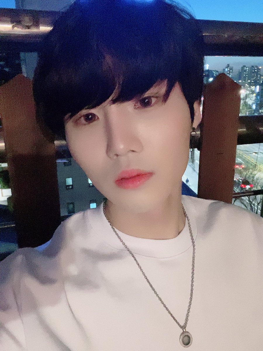 ATiny_WayZenNi_'s tweet photo. Happy Hyeonmin Day March 31, 2003 #Hyeonmin #ncus #cukey #IF #Euntaek #SeoSeokjin #Hojin #Hwan #Sungsub #Seungyong #Yuan #kpop #idol #maknae #dancer #happyHyeonminday https://t.co/W17LPW9SNi