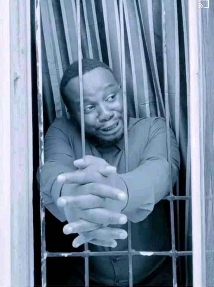Mrfunny___'s tweet photo. Cut Soap Cut Soap But My Compound No Get Water To Bath 😓 https://t.co/eEvI7vlCz6