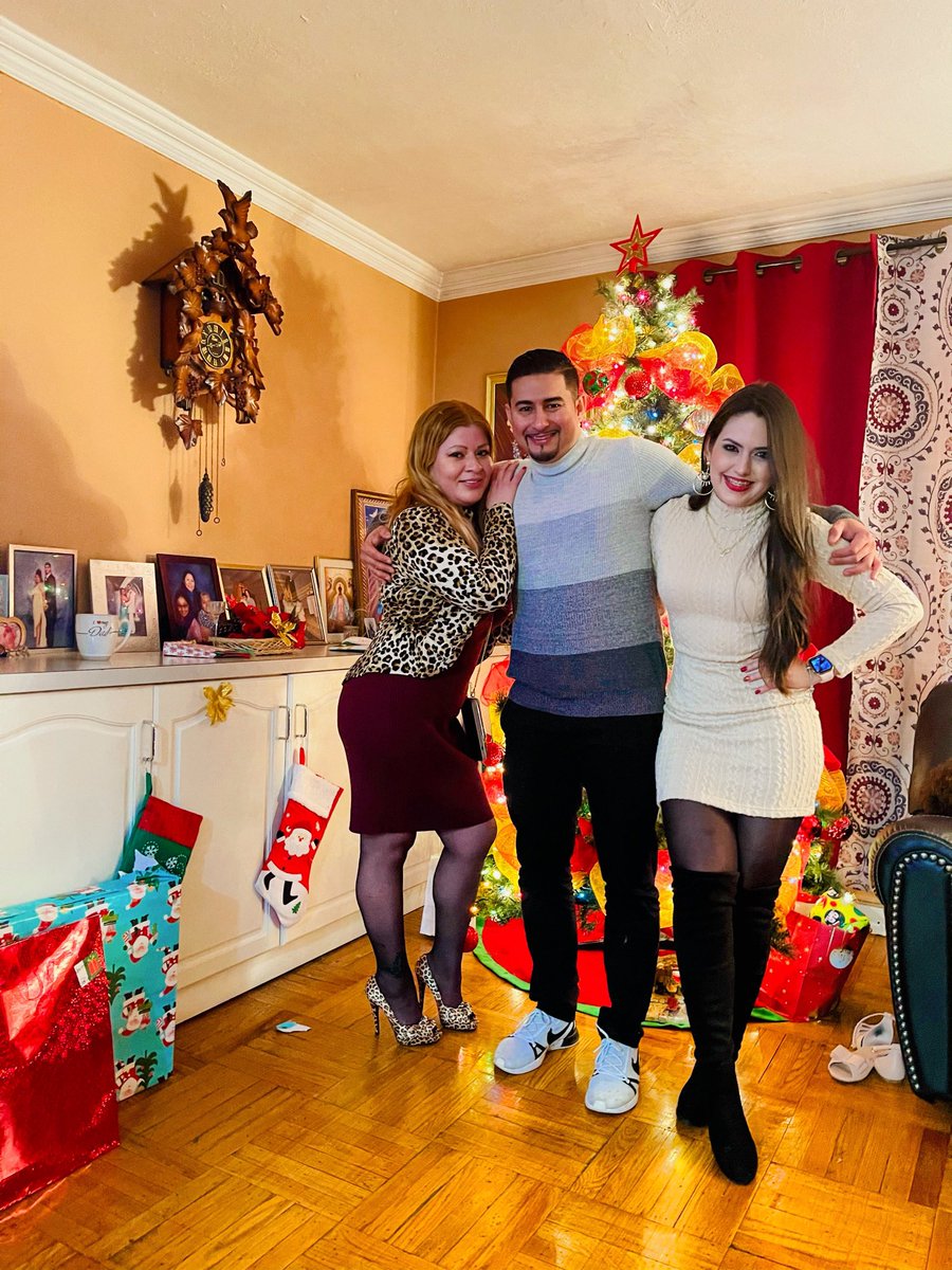 KarenS. (Shapis) (@karensabillonp) on Twitter photo 