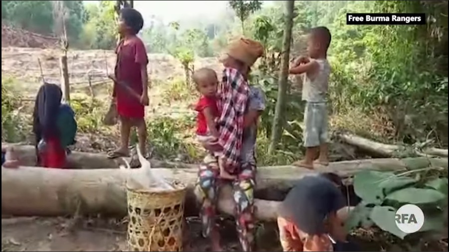 အာဏာသိမ်းစစ်ကောင်စီက KNU ကို နေ့စဉ်ဆက်တိုက် လေကြောင်းကနေ ထိုးစစ်ဆင်နေတာကြောင့် မနေ့က ညောင်လေးပင်ခရိုင်အတွင်းမှာ ဒုက္ခသည် အနည်းဆုံး ၆ ယောက်သေဆုံးပြီး၊ ၁၁ ယောက် ဒဏ်ရာရခဲ့တယ်လို့ Free Burma Rangers က ပြောဆိုလိုက်ပါတယ်။ 

thithtoolwin.com/2021/03/fbr.ht…