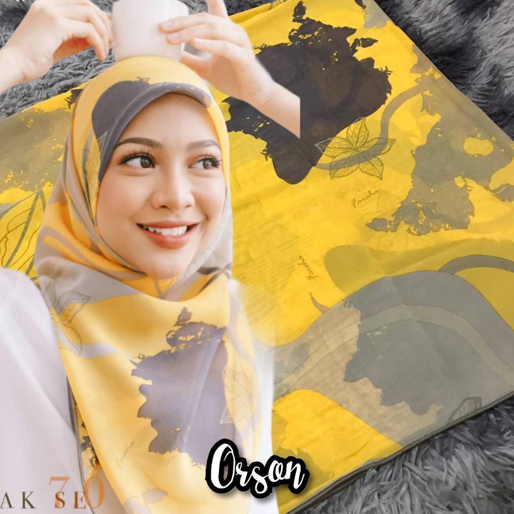 AvyOren's tweet photo. Best sangat pakai #BAKSE ni sebab material best, ironless pulak tu, corak pun Trendy 😍 Sekali pakai mesti In Love terus 💕💕

📌 RM27 / Sehelai
📌 Bidang 45' boleh adjust labuh.
📌 Senang bentuk, Ironless, Jimat masa.
📌 Material Chiffon Korean &amp; tak panas.
📌 Travel Friendly. https://t.co/ueWxiHC1bb
