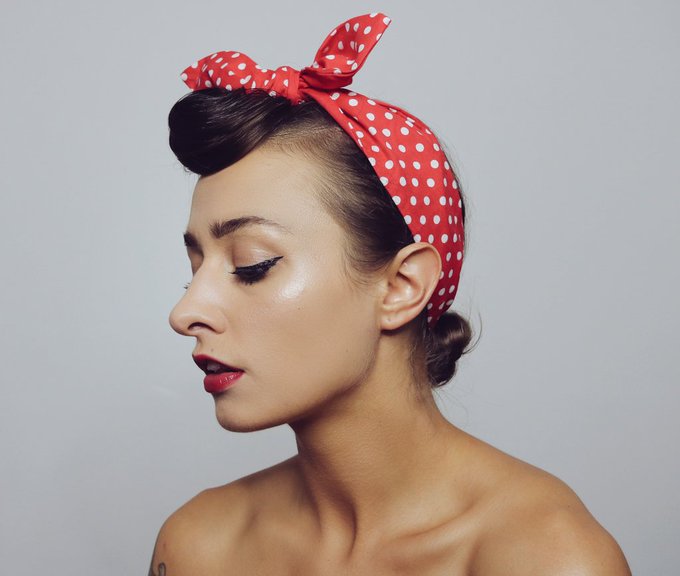 I need to do another pinup style shoot ASAP! 😊 https://t.co/bPncIhw5gd