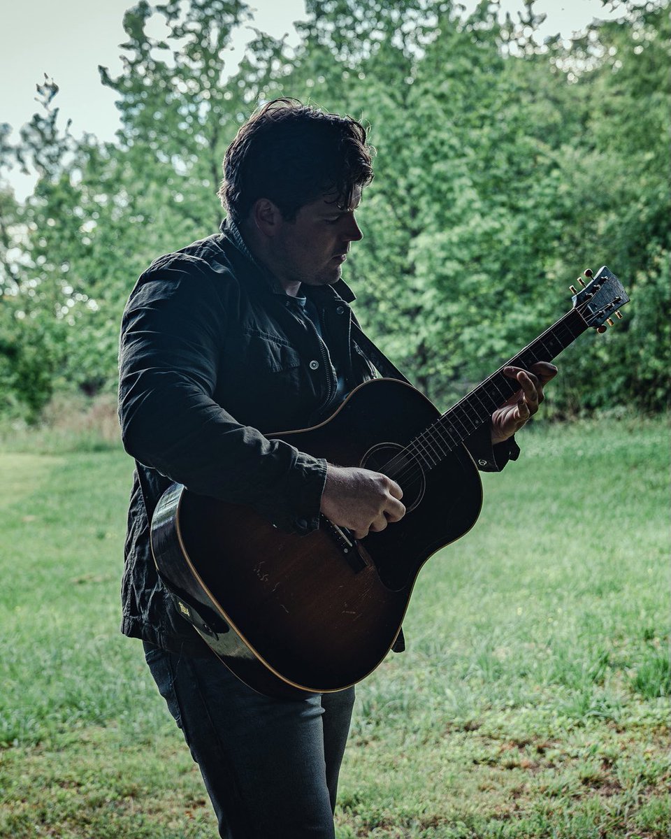 Any guesses what note I’m playin? Hint: I only play the good ones (most of the time) 🙃