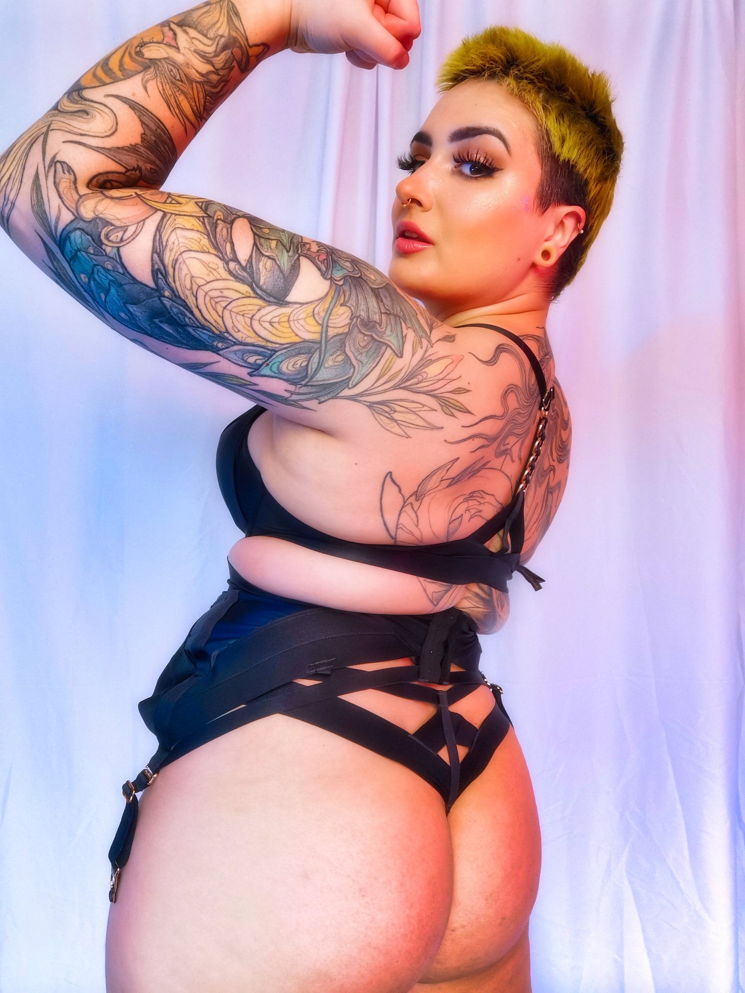 Austen Marie 💚 on X: XXX-TRA THICK t.couoWZO0VN99  X