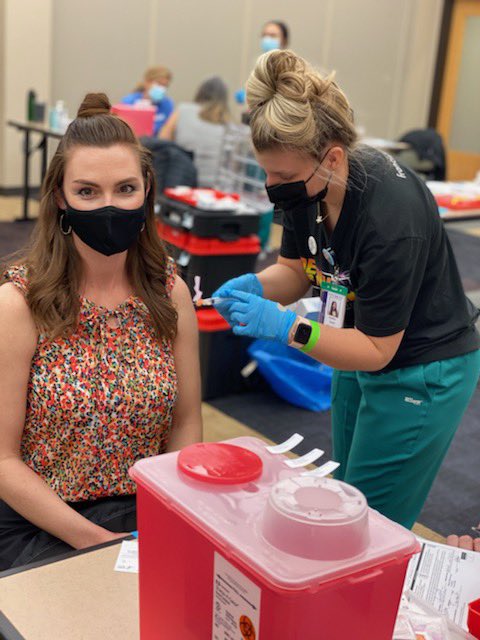 AleeFT's tweet photo. Received my first vaccine today @FrancisTuttle 💉 💜 An amazing Francis Tuttle Practical Nursing student gave me my shot! 👏🏻 https://t.co/BCW64rrRG8