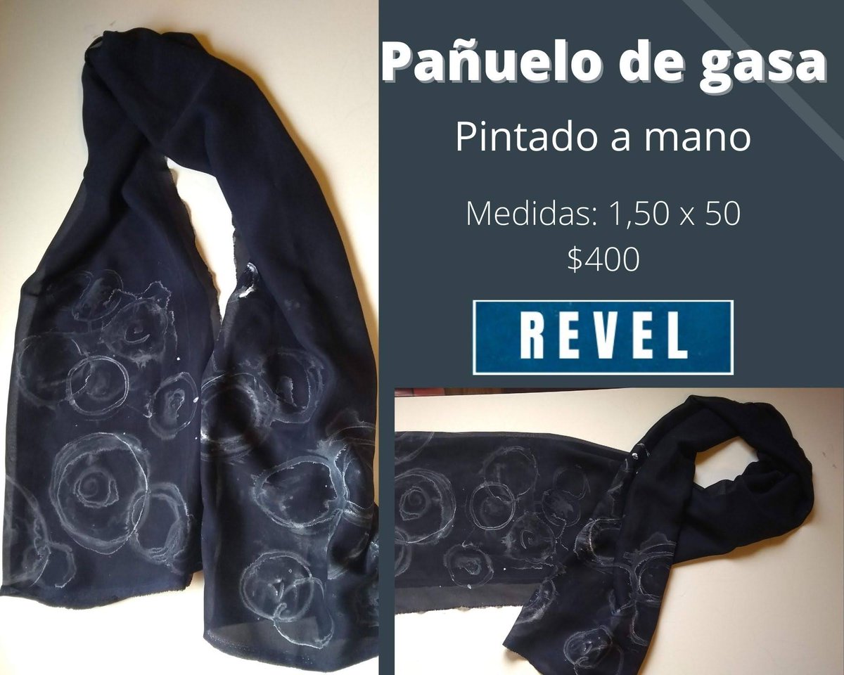 EstrellaIaconis's tweet photo. En @Reveldeco tenemos estos pañuelos que están re lindos porque los hice yo(? Así que compren. Gracias. 💸 https://t.co/Y5SWt658gY