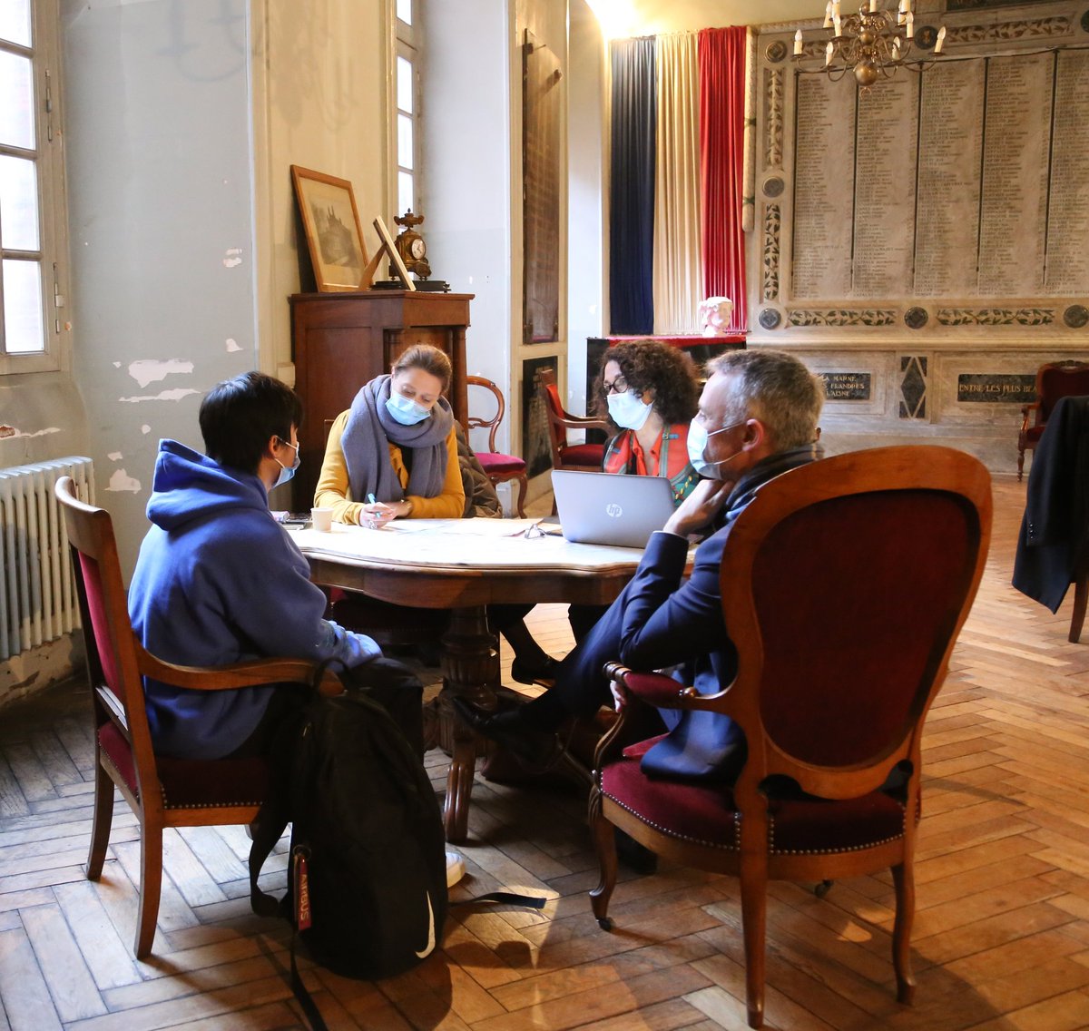 PhDestable's tweet photo. Nous avons rencontré ce matin les élèves du collège Fermat pour le suivi du programme mixité sociale mis en œuvre avec le conseil départemental de la @HauteGaronne. Merci aux nombreux acteurs mobilisés pour sa réussite 🙏
@MostafaFourar @GeorgesMeric @dasen_sieye @DSDEN31 https://t.co/8aHNySkqpD