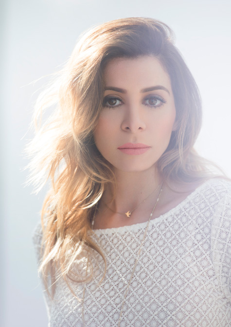 JulieZbyDE's tweet photo. Le 30 Mars 2015, le sublime album #Blanc de notre belle @juliezenattioff sortait!1 album tant attendu, des chansons inoubliables, des live de folie! 6 ans après, il resonne encore ds ttes les mémoires!Bon anniversaire #Blanc ! #JulieZenatti #Lesamis #DouJeViens #ParsSansRienDire https://t.co/LyKegzUdk6
