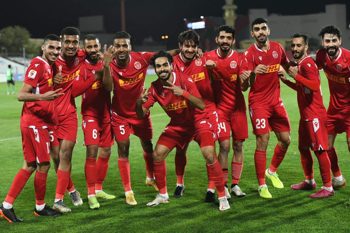 MuharraqClub's tweet photo. فوز المحرق على البديع 3-1 ضمن الدور نصف النهائي من كأس الاتحاد، سجل الاهداف حسن الكراني و تياغو ريال هدفين . #muharraqclub https://t.co/f6z6G5SoEy