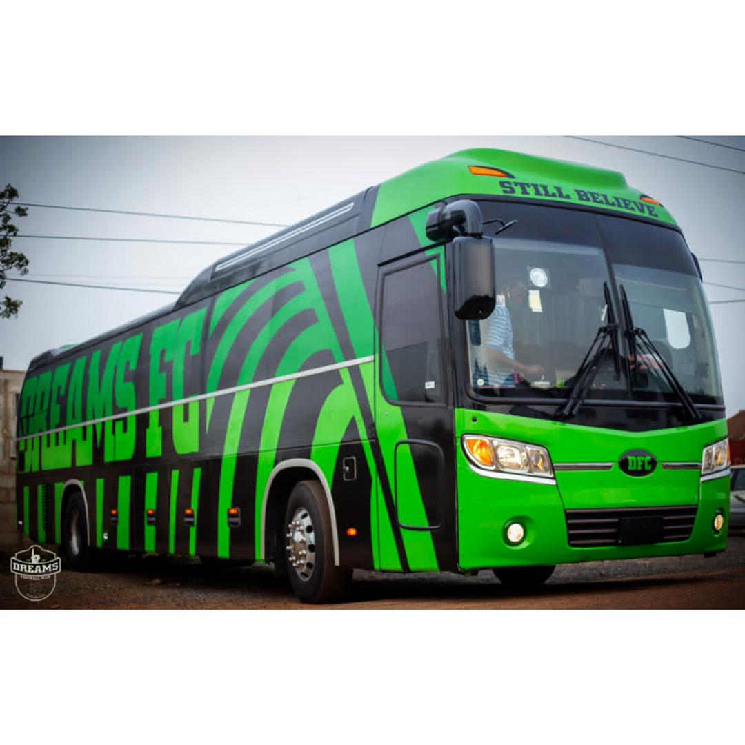 DreamsFootballC's tweet photo. 🚍 | HERE WE GO
🥁 Introducing the new addition to the #DFCfamily. 😍
#TimeToBelieve | #IGWT https://t.co/69aWXciYW5