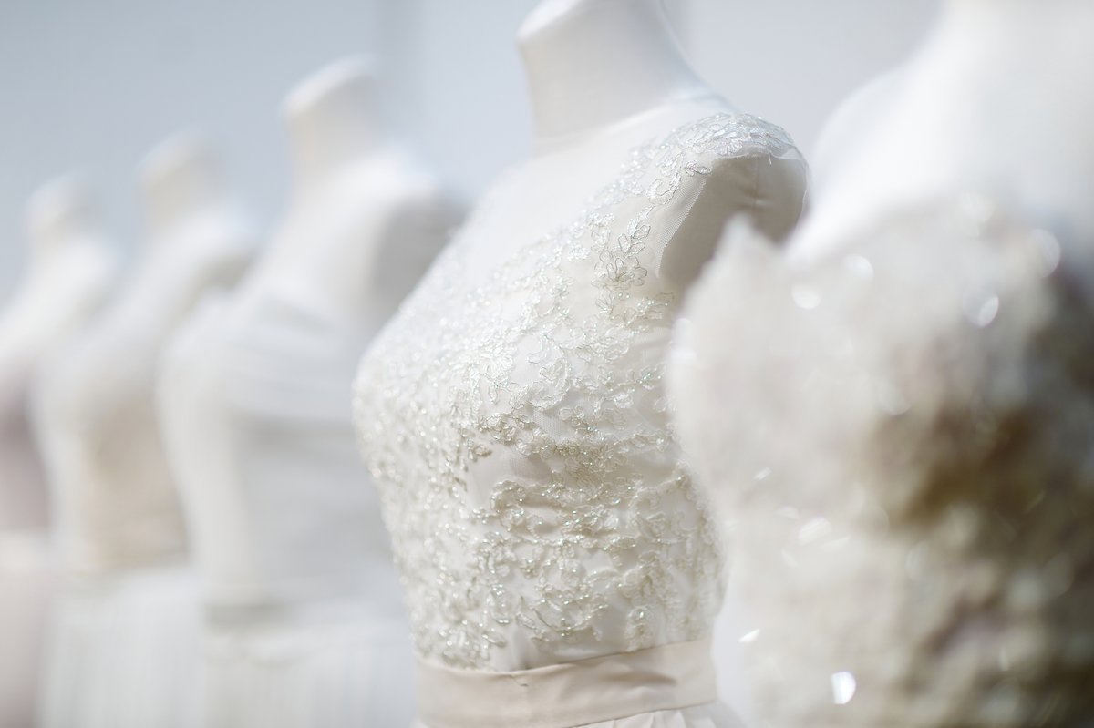 15 Black Bridal Designers for Wedding Day Inspiration signaturebride.net/15-black-brida… via <a href="/SIGNATUREBRIDE/">signaturebride</a> #blackweddings #BlackLove #weddingdress