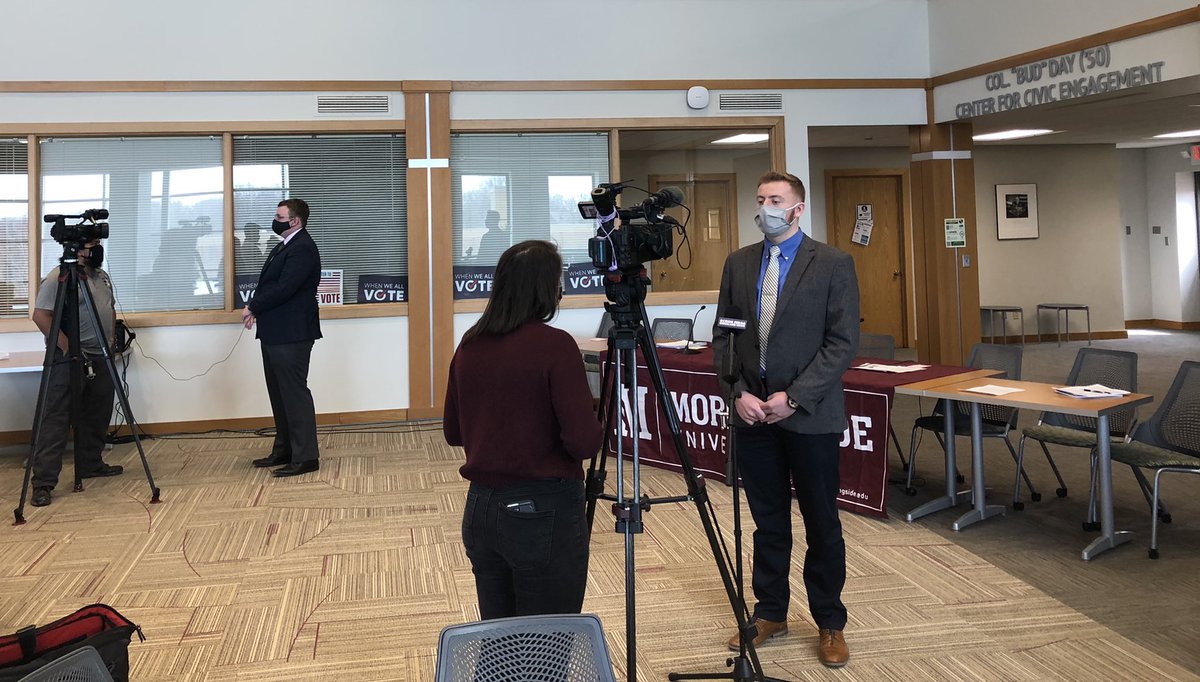 MsideCivic's tweet photo. The results of the 2021 Morningside Poll have been released! 🎉
Thanks to all of our Day Center Fellows for their amazing work on this initiative. Congrats on a successful press conference! #MsideProud #MsidePoll #ExperienceMatters @MorningsideEdu https://t.co/LC6hd83ZGV
