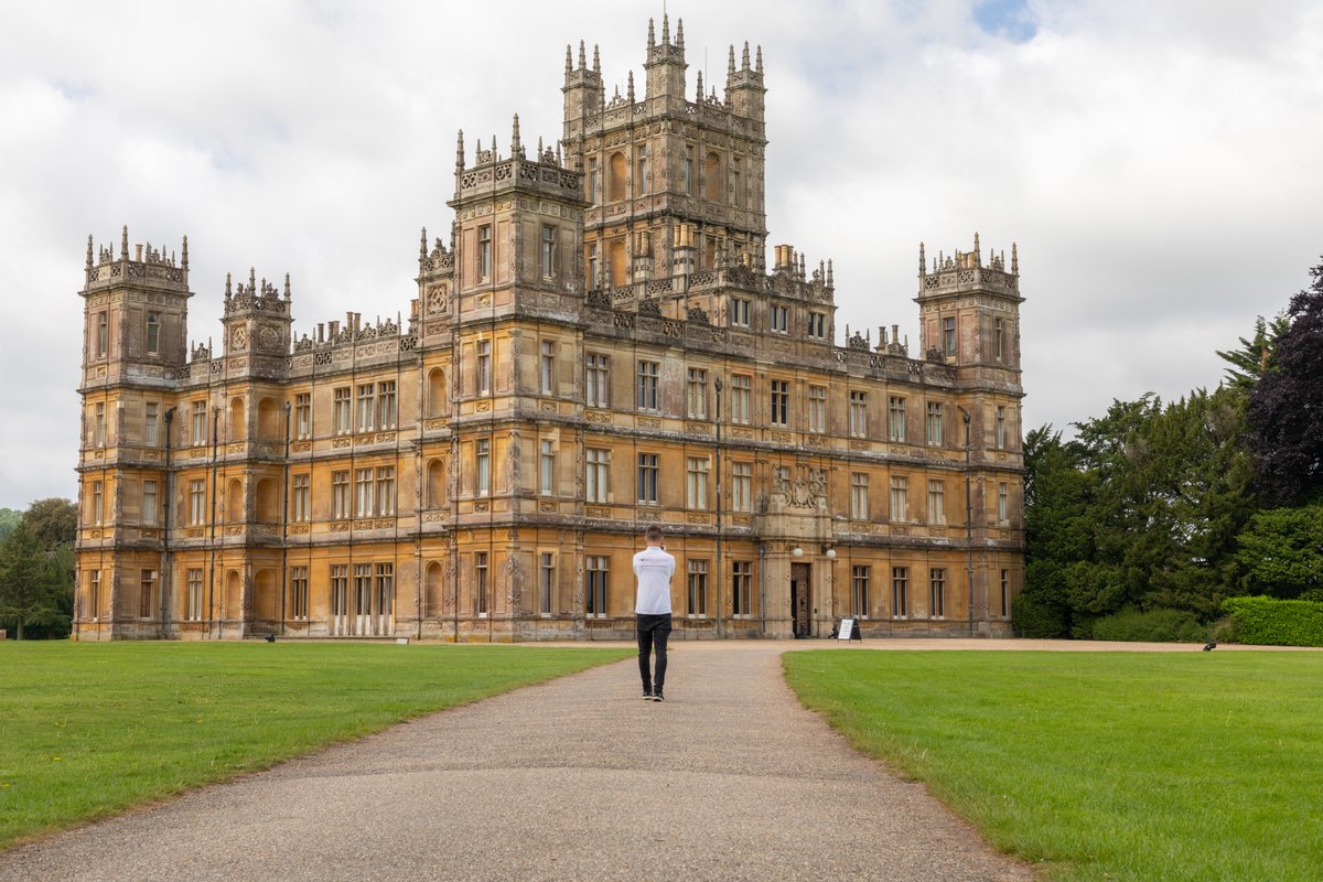 <a href="/HampshireHour/">HampshireHour</a> <a href="/HoldenFarmUK/">Holden Farm</a> A5 - Great question. Leaflets with discounts in the reception area, even handing some out on arrival for guests. Paperless option, a monitor/screen in reception with a loop of fab videos by @robincreativeUK of the attractions to tempt them to going or enquire more. #hampshirehour