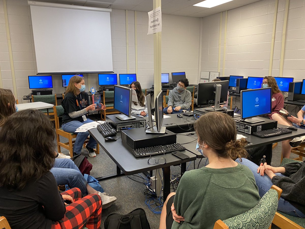 HumbleISD_lib's tweet photo. Mustang Hour Library Learning &amp; Book Club @HumbleISD_KHS Library @HumbleISD_DDI @HumbleISD @nasra_michael @HISDParents @khs_lib @HumbleISD_FDN #thehumblelibrarian https://t.co/hBhBBp4d8a