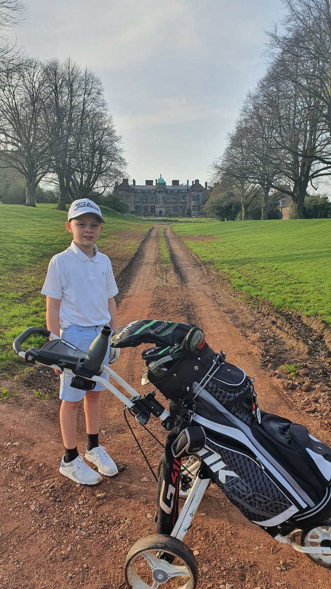 jdelectrical82's tweet photo. Great to be back out @IngestreParkGC this afternoon!
Happiest I've seen sausage in ages! 😃
Just need the @robrockgolftour to get started now 🤩🤩 https://t.co/ng4vNyK2tv