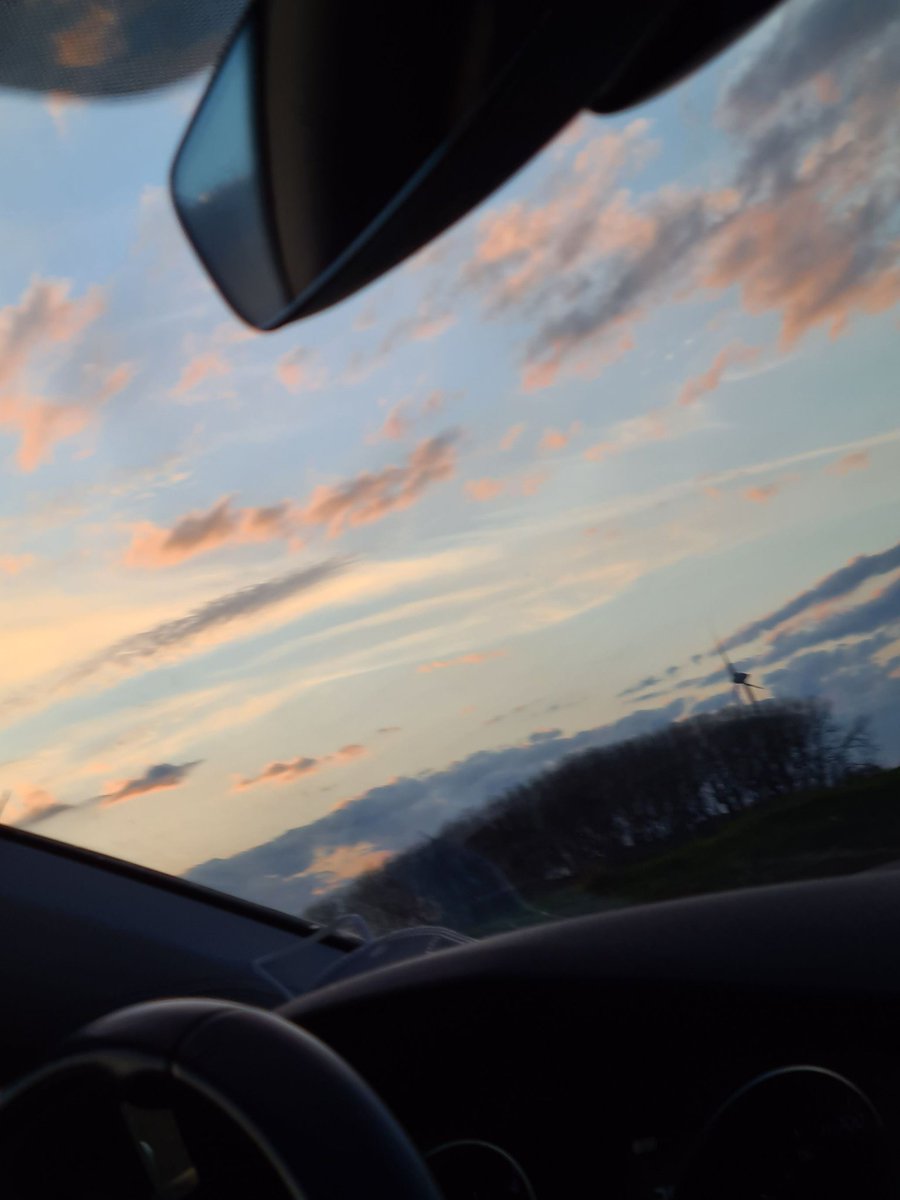 meltrivia's tweet photo. #SkyForNamjoon https://t.co/PmCjmx9clP