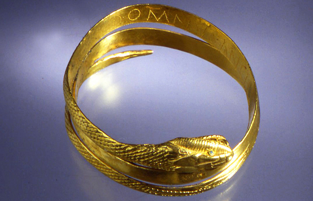 Gareth Harney on Twitter "Roman gold snake bracelet found on the arm