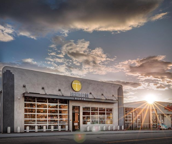 hauckarch's tweet photo. Great shot of @TransmissionBrewing by @habs_photographer!

#VenturaCraftBeer #DrinkVentura #DrinkLocal https://t.co/fUkLiFUJWx