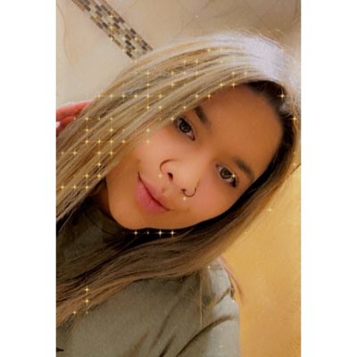 Marriissaa20's tweet photo. #NewProfilePic https://t.co/UkzrXoBBN4