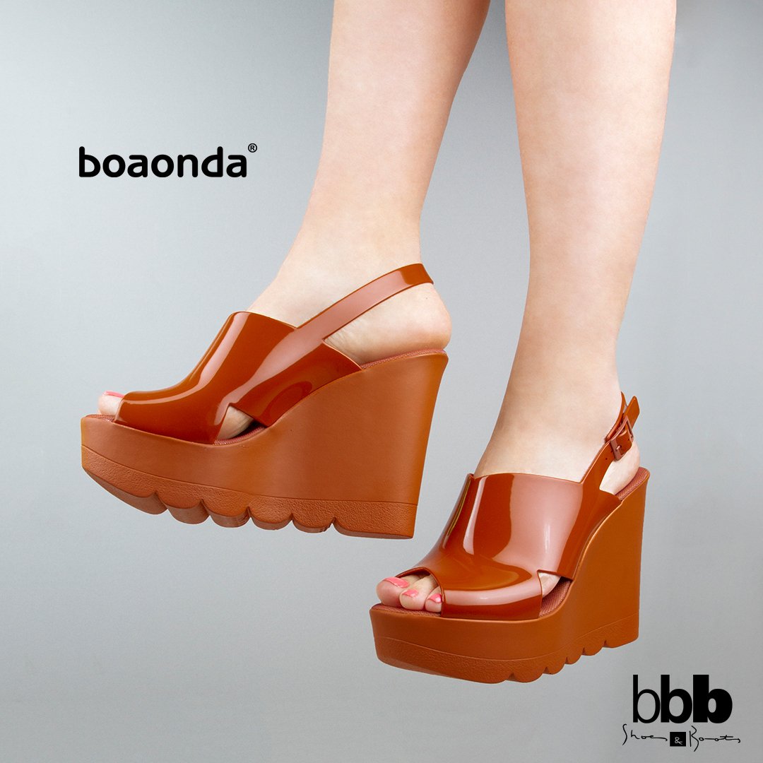 ¿Cuál es tu estilo? ¡Tú eliges!
Puedes realizar tu compra en nuestra tienda en línea bbb.com.pa 📱💻 y en nuestra tienda fisicas 👠👡