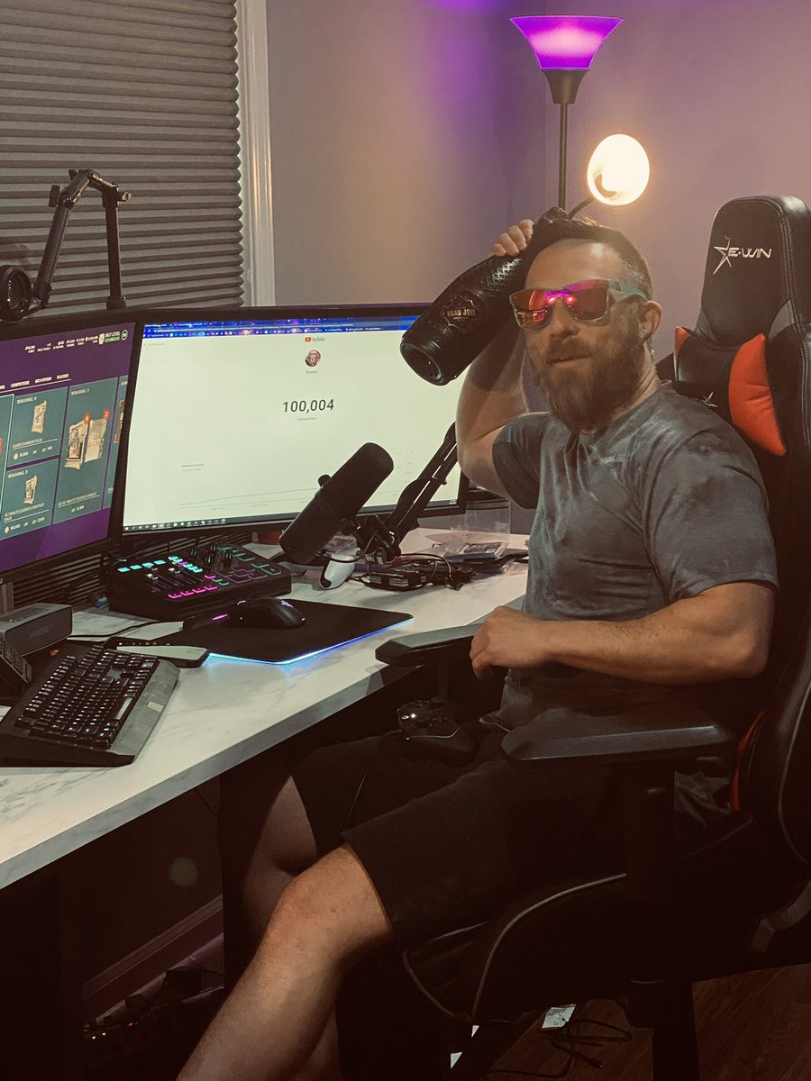 Scomo843's tweet photo. We have come a long way. Ups and downs. This shit was not easy but WE ARE BACK BABY 100,000 SUBSCRIBERS! Send me my plaque @YouTube https://t.co/ZMcb7LNCtz