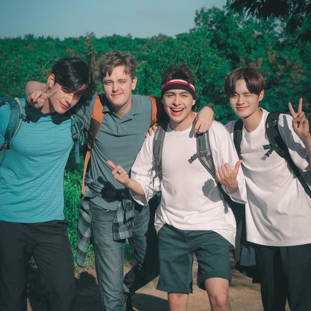 krabbit_news's tweet photo. [INFO]🔖 

#ChristianBurgos, el mexicano más famoso en Corea del Sur, grabó un mini #Kdrama con #KimSiEun, mejor conocida como #YukJo en Love Alarm, #LeeDaeHwi de #AB6IX, #KangMinAh también conocida por su papel en #TrueBeauty como #SooAh.. entre otros 
[+]

#kpop #actores https://t.co/Sx4TYsqXAR