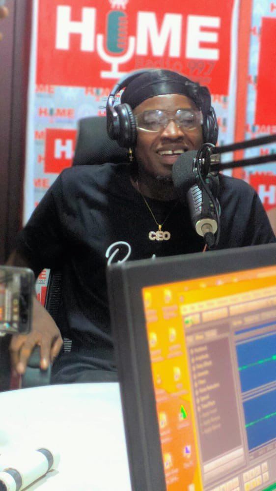 Ganjaboyranking's tweet photo. @BestGally for #VGMA22unsung #breakthrough #GTGSZN #GTGALBUM https://t.co/kATV5h2lbU
