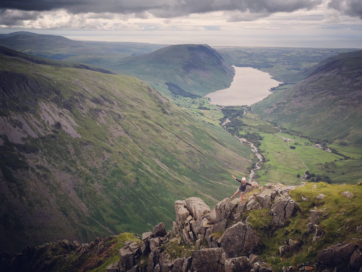 Great Gable ❤️

Just two days until I'm back on this beaut of a mountain, and the weather looks peng! 👌

#Lakedistrict #outdoorprofessionals #GreatGable