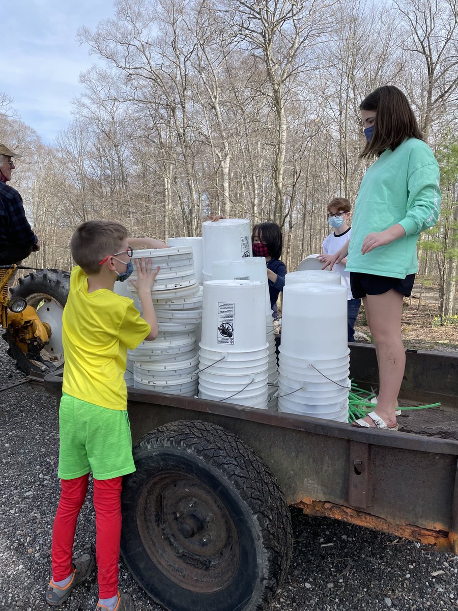 USsugarshack's tweet photo. Filling up the trailer https://t.co/aACWd3xzqy