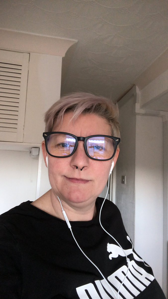 papinio79's tweet photo. New hair new me if you see this it not me lol https://t.co/gkGQlttRgw