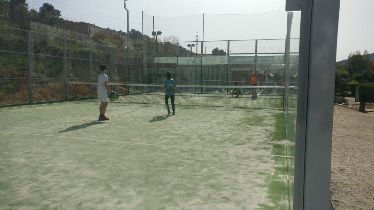 moixiganguers's tweet photo. Avui ha estat el torn dels #minimoixis, que també es defensen a la pista! Bona feina cracs! https://t.co/eq5ZrU67I2