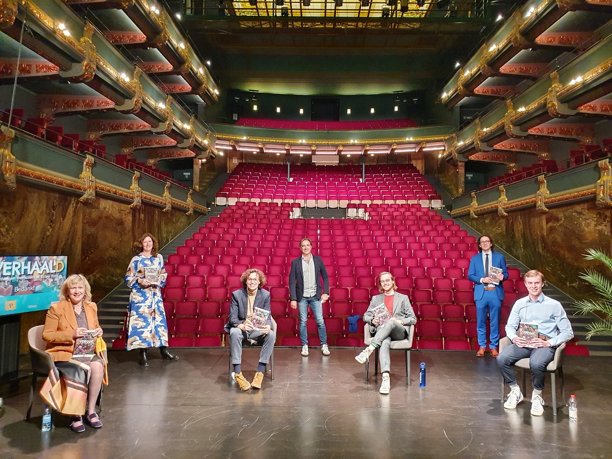 AnDeMoor's tweet photo. Na anderhalf jaar zwoegen: trots op ons literatuurboek 'Overhaald' voor laagtaalvaardige jongeren tss 11 en 19 jaar. Met veel dank aan https://t.co/uMI0NZHejK auteurs, @odiseehogesch , @ArteveldehsGent , @vooruit @OrdevandenPrince en  @PieterjanBonne in het bijzonder. https://t.co/Lw2f0TL8cK