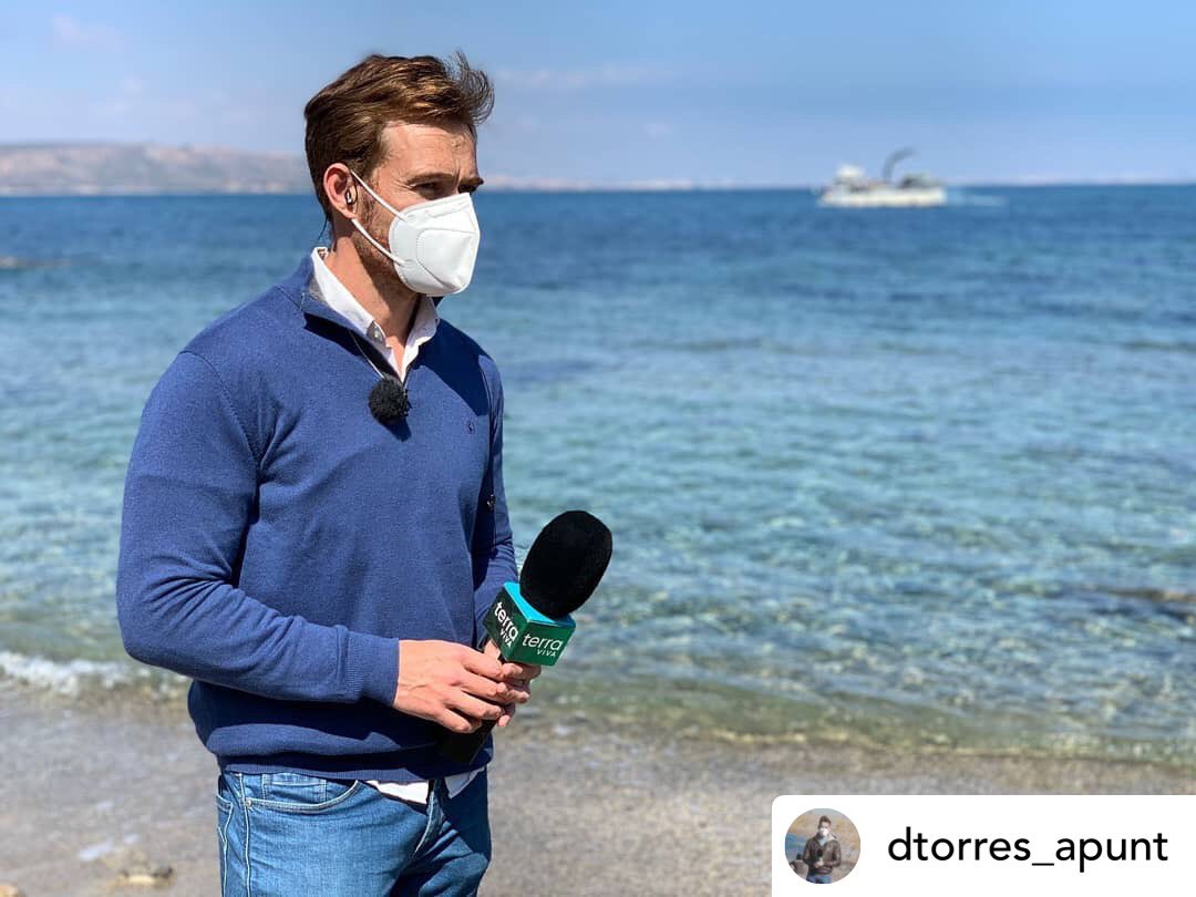 Tabarcacharter's tweet photo. Nos encanta los reportajes en Isla de Tabarca 🏝🌞
Si todavía no has hecho tu reserva para estos días corre a la web. 
https://t.co/SS9M9Z5iBQ

📸 • @dtorres_apunt @terraapunt @miguelsogo

#terraviva #apunt #Tabarca #island #mediambient #nature #albufera #reporter #blue #sea https://t.co/aguU3oPqF2