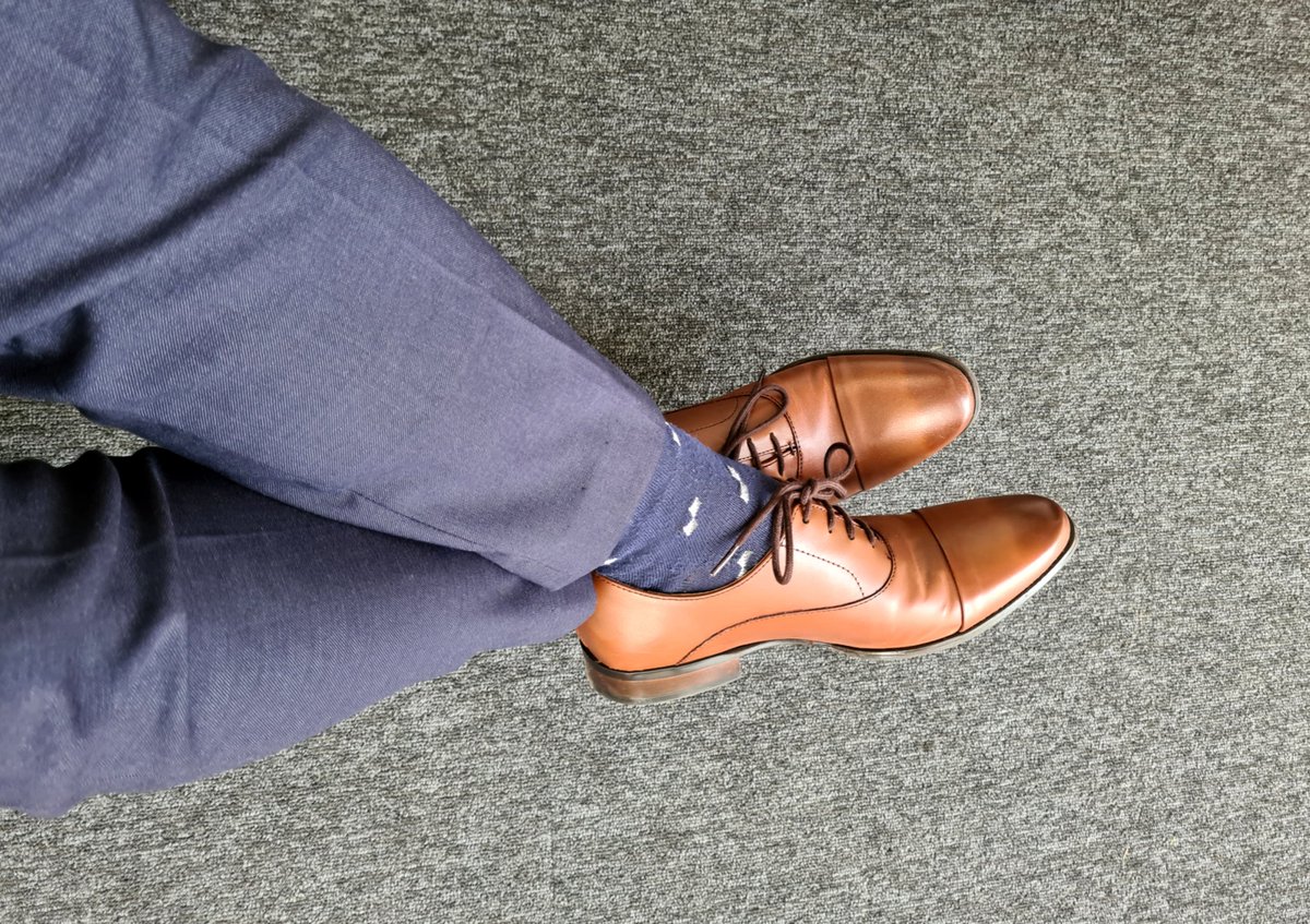 odincdmx's tweet photo. 😁 me compre esos zapatitos 👞👞 a mi me gustaron lo malo que creo es mucha agujeta, ustedes que opinan? https://t.co/UsU023LhMd