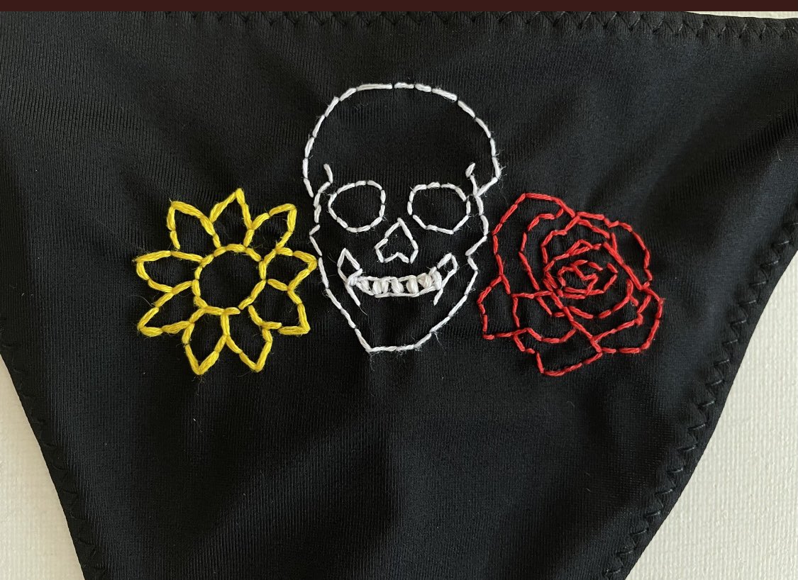 Morg’s Embroidery x Daisy Dagger Co. Collab Set

💀🌹🌻

Friday, April 2 @ 3 pm CST 

available as a set and individually in custom sizes :) 

Free shipping if you order both pieces! 

@morgsembroidery