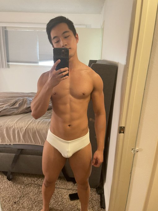 New speedos as beach season approaches. Cage print in the front and crack in the back to show any Alphas<a href="/tag/musclegrowth"class="tags"><span>#musclegrowth</span></a><a href="/tag/teamlocked"class="tags"><span>#teamlocked</span></a><a href="/tag/lockedjock"class="tags"><span>#lockedjock</span></a>