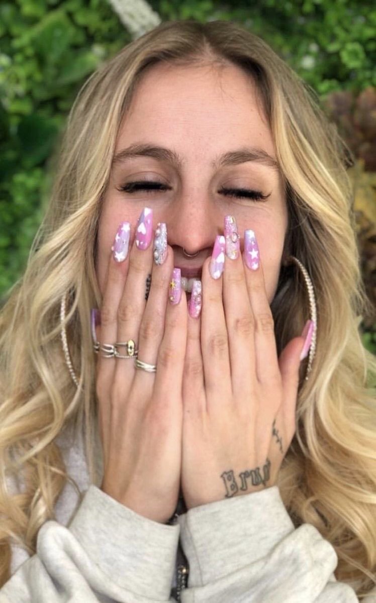 Klein Morett (@kleinnocalvinn) on Twitter photo 