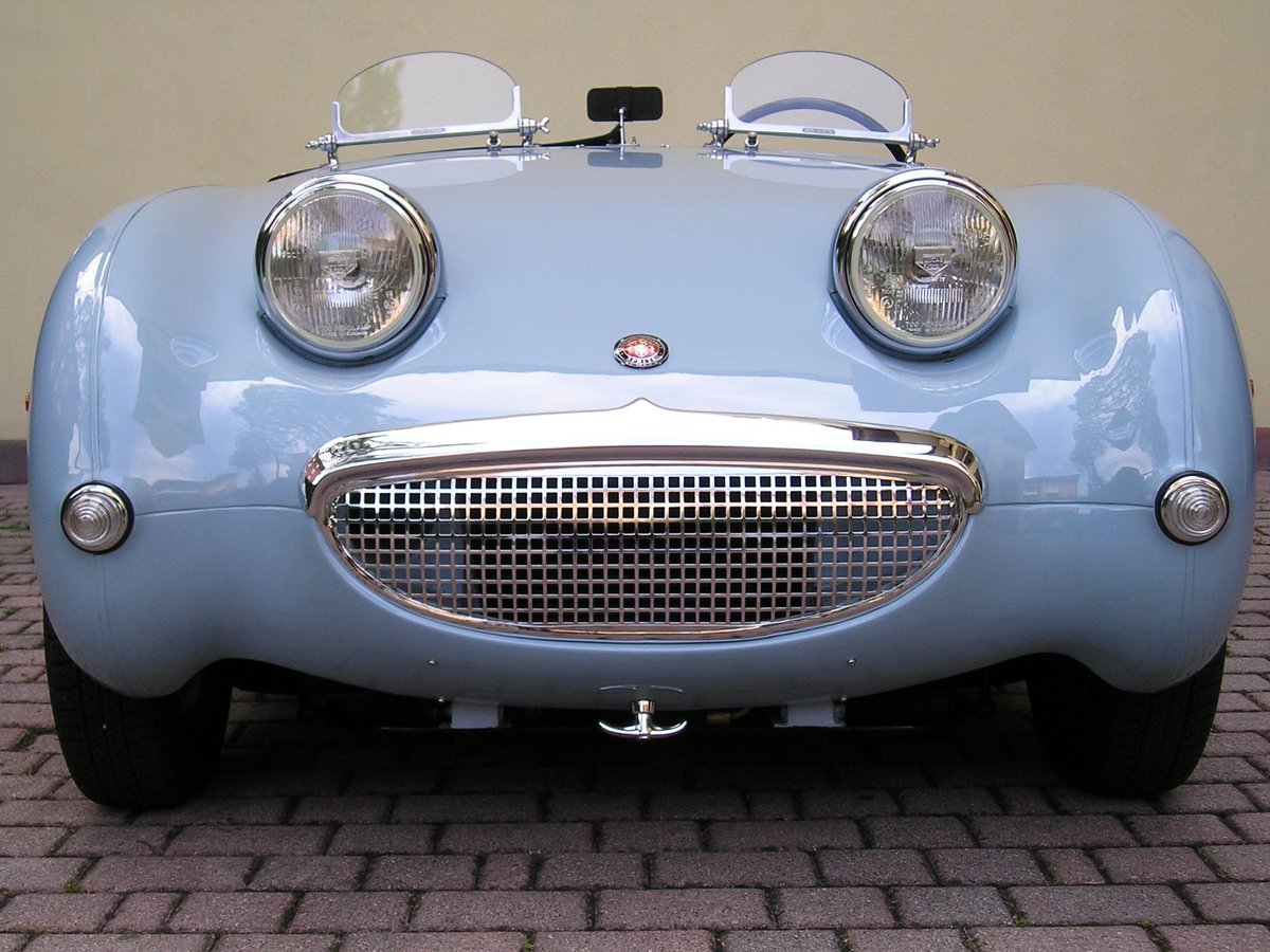 This 1960 Mk1 #AustinHealey #FrogEye 🐸 Sprite must surely have been intended to make us smile 😁