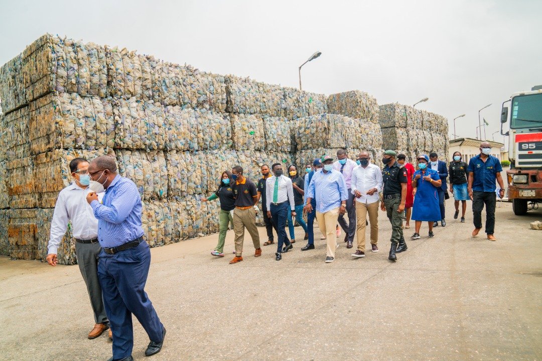 Lawma_gov's tweet photo. The Alkem Recycling facility receives used PET bottles and converts them to fibres for furniture, upholstery, bedding materials like foam, duvet, pillows, padding materials for clothes etc.

#LAWMA 
#KeepLagosClean 
#ForAGreaterLagos https://t.co/k7J8bSfFG1