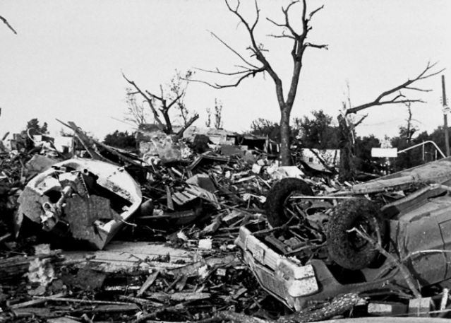 Today's SigTor Spotlight: Tracy, Minnesota

• Date: June 13, 1968
• Rated: F5
  — Windspeed: >260 mph
• Path Length/Width: 9.1 mi/150 yds
• Fatalities/Injuries: 9/150
• Notes: Narrow but incredibly violent tornado destroyed almost 200 homes in the small town