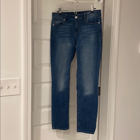 ezthingz's tweet photo. So good I had to share! Check out all the items I'm loving on @Poshmarkapp from @becks827 #poshmark #fashion #style #shopmycloset #uniqlo #luckybrand: https://t.co/0akEVV3Ydv https://t.co/qqHkhXhzSj